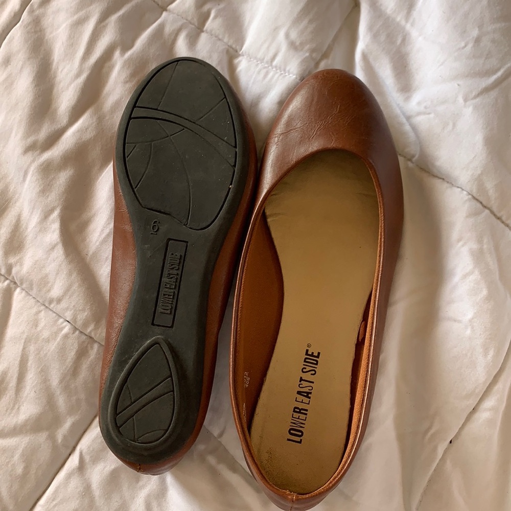 Cute brown flats
